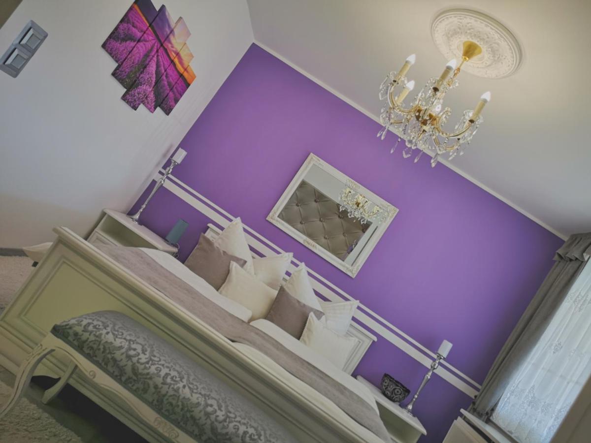 Bed and Breakfast Anna Panzio à Herend Extérieur photo
